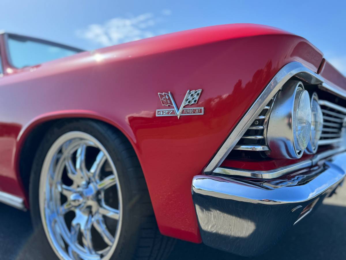 
								1966 Chevrolet Chevelle Convertible Tribute SS 427 full									