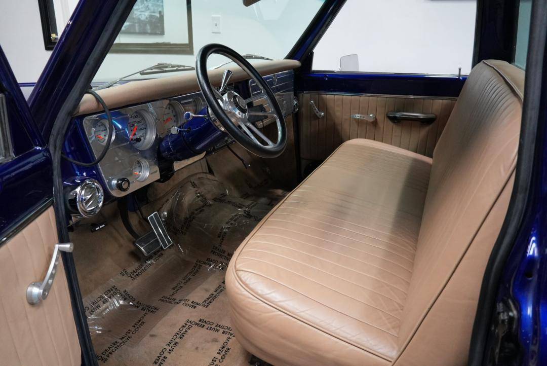 
								1972 CHEVROLET C10 SWB full									