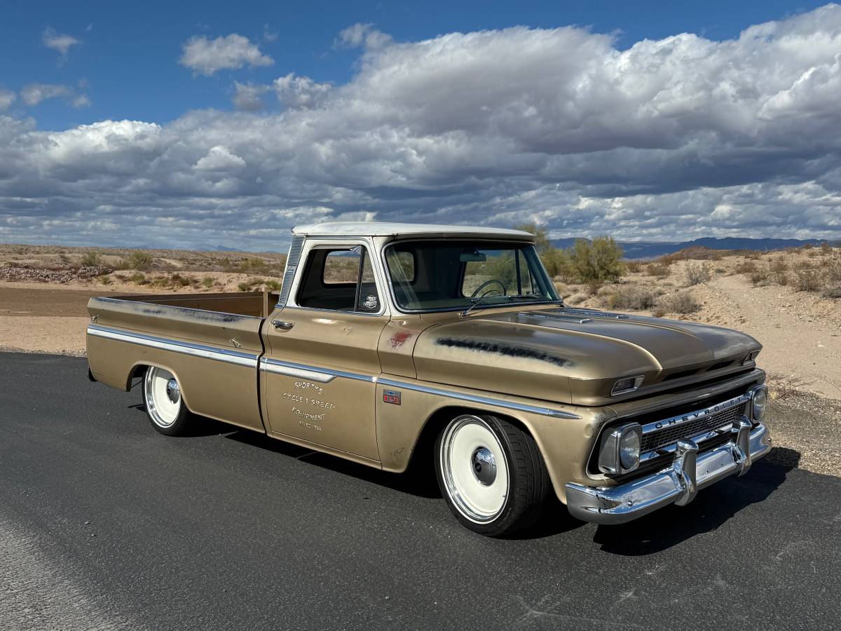 
								1966 Chevy C10 LS Power full									