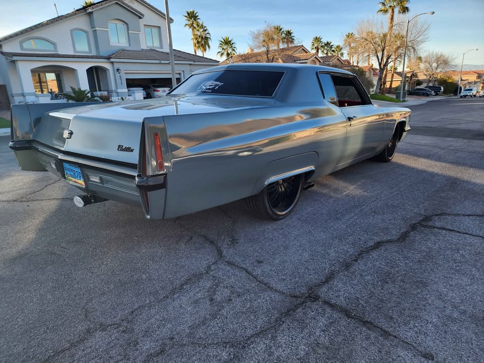 
								1970 Cadillac Deville Coupe 2D full									