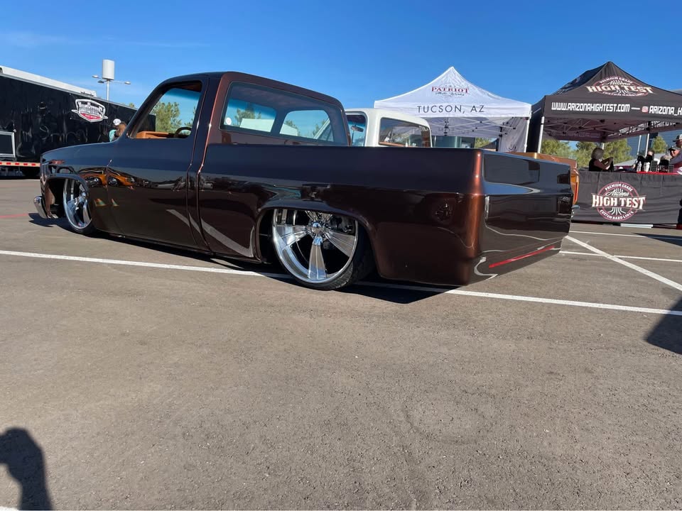 
								1985 Chevrolet 1500 regular cab short bed full									