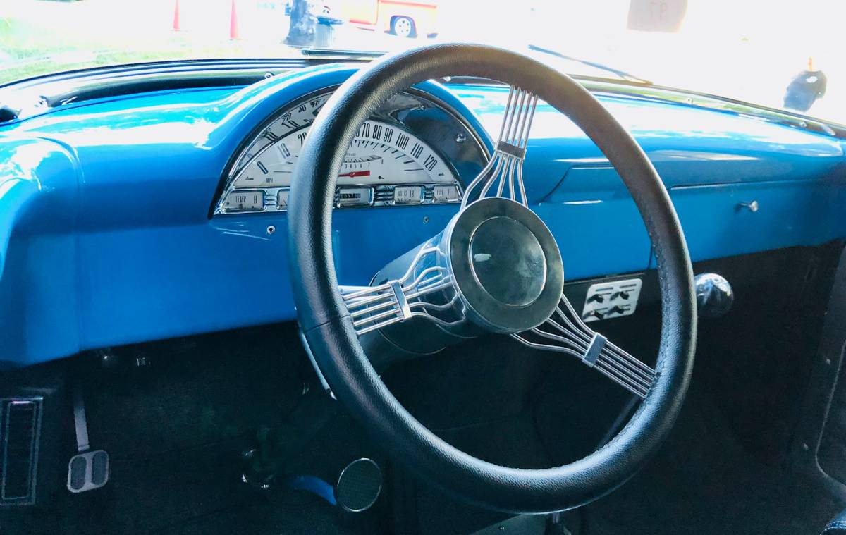 
								1956 Ford F100 Panel Truck full									
