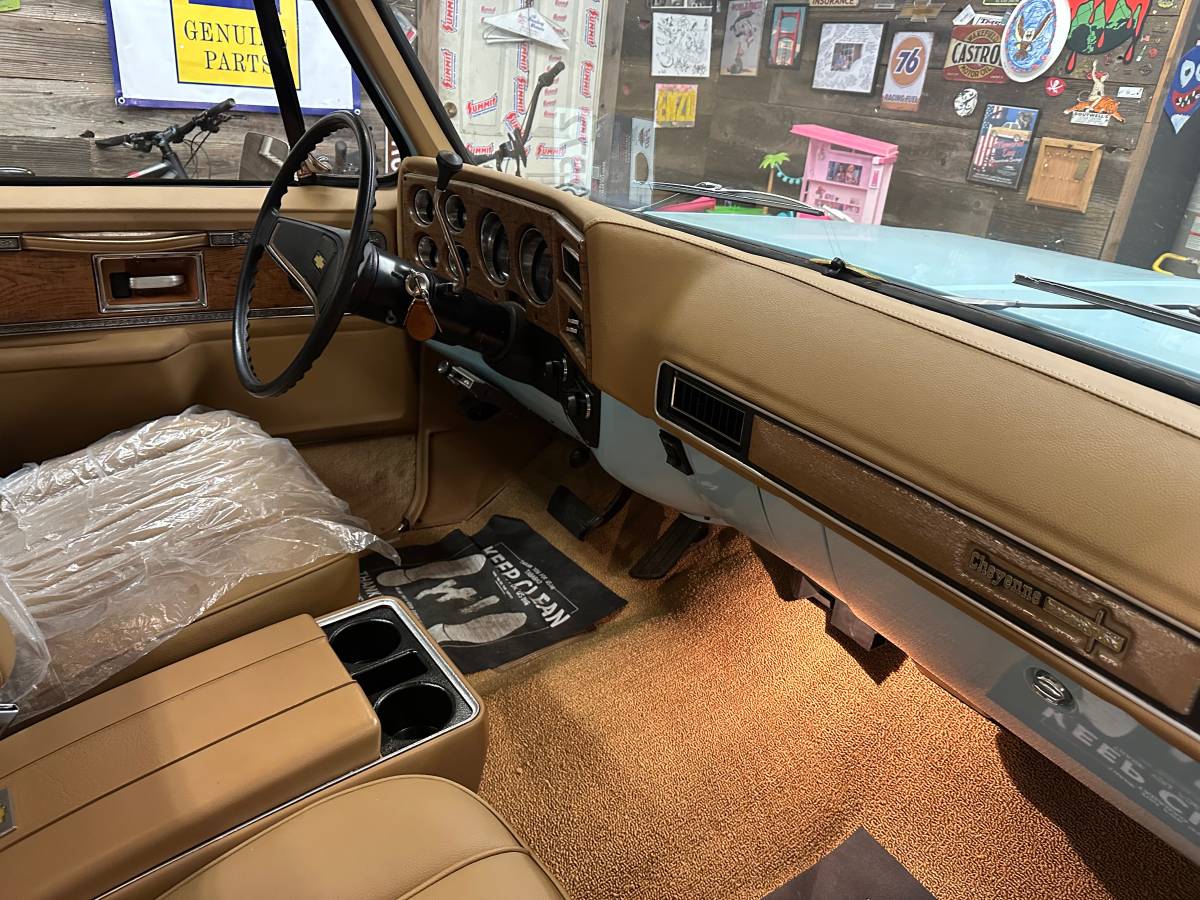 
								1977 Chevrolet Silverado full									