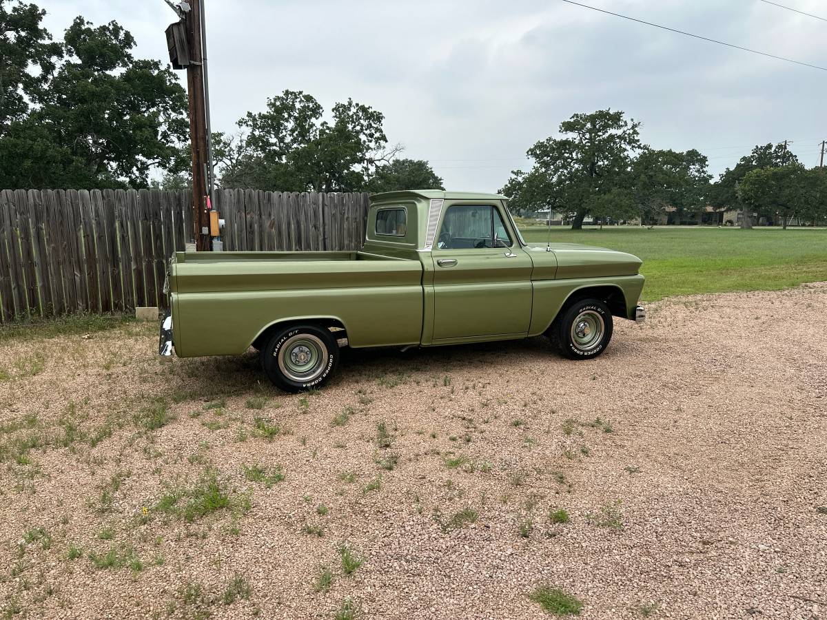 
								66 Chevy short wide pickup full									