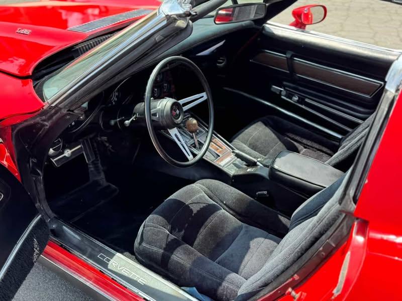 
								1974 Corvette Stingray full									