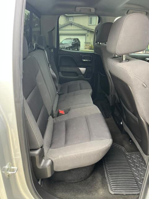 
								2015 Chevy Silverado 1500 full									