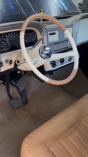 
								1963 Chevrolet C10 full									
