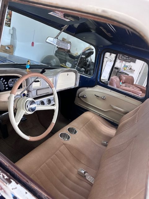 
								1963 Chevrolet C10 full									