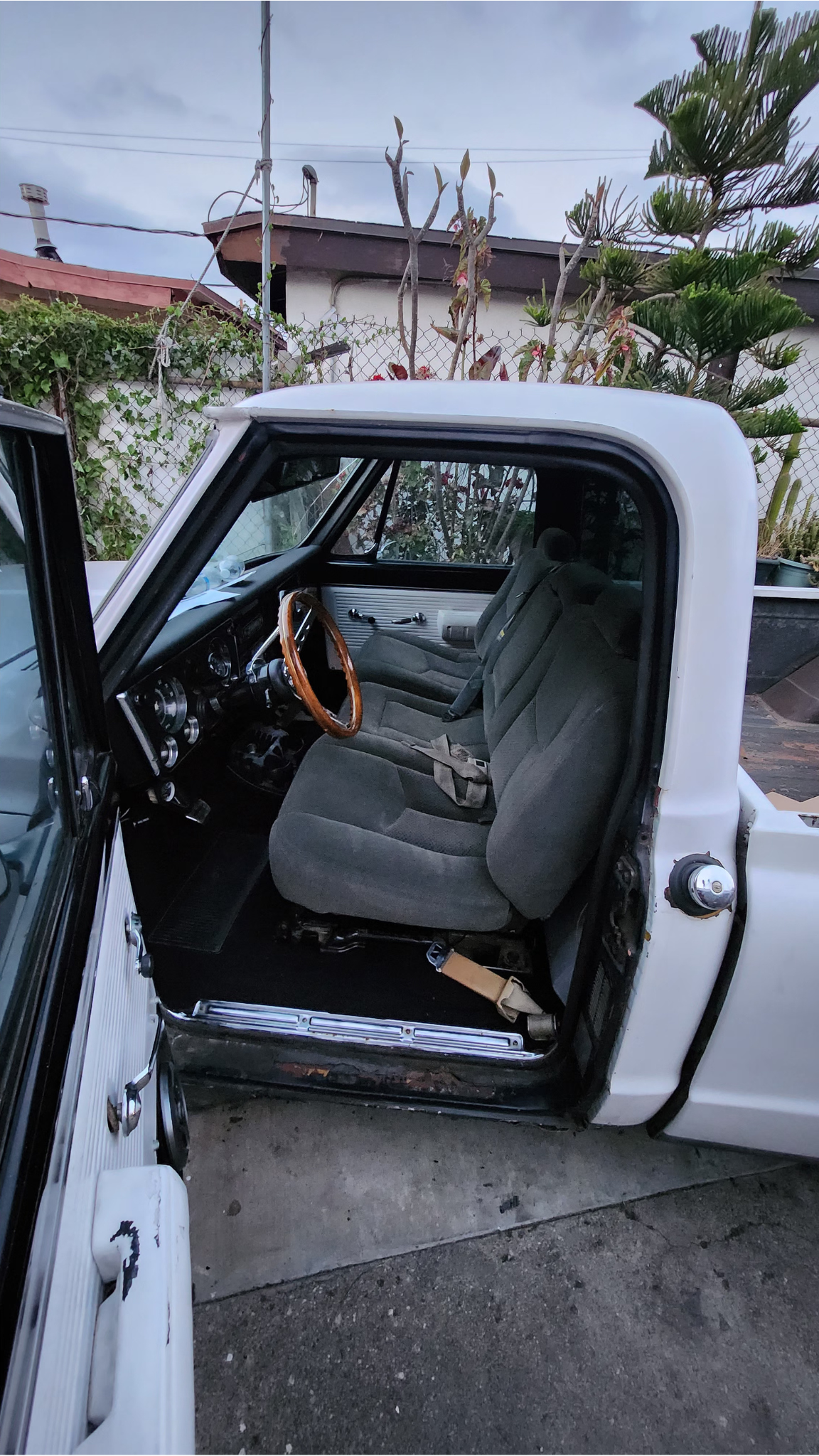 
								1971 Chevy c10 full									