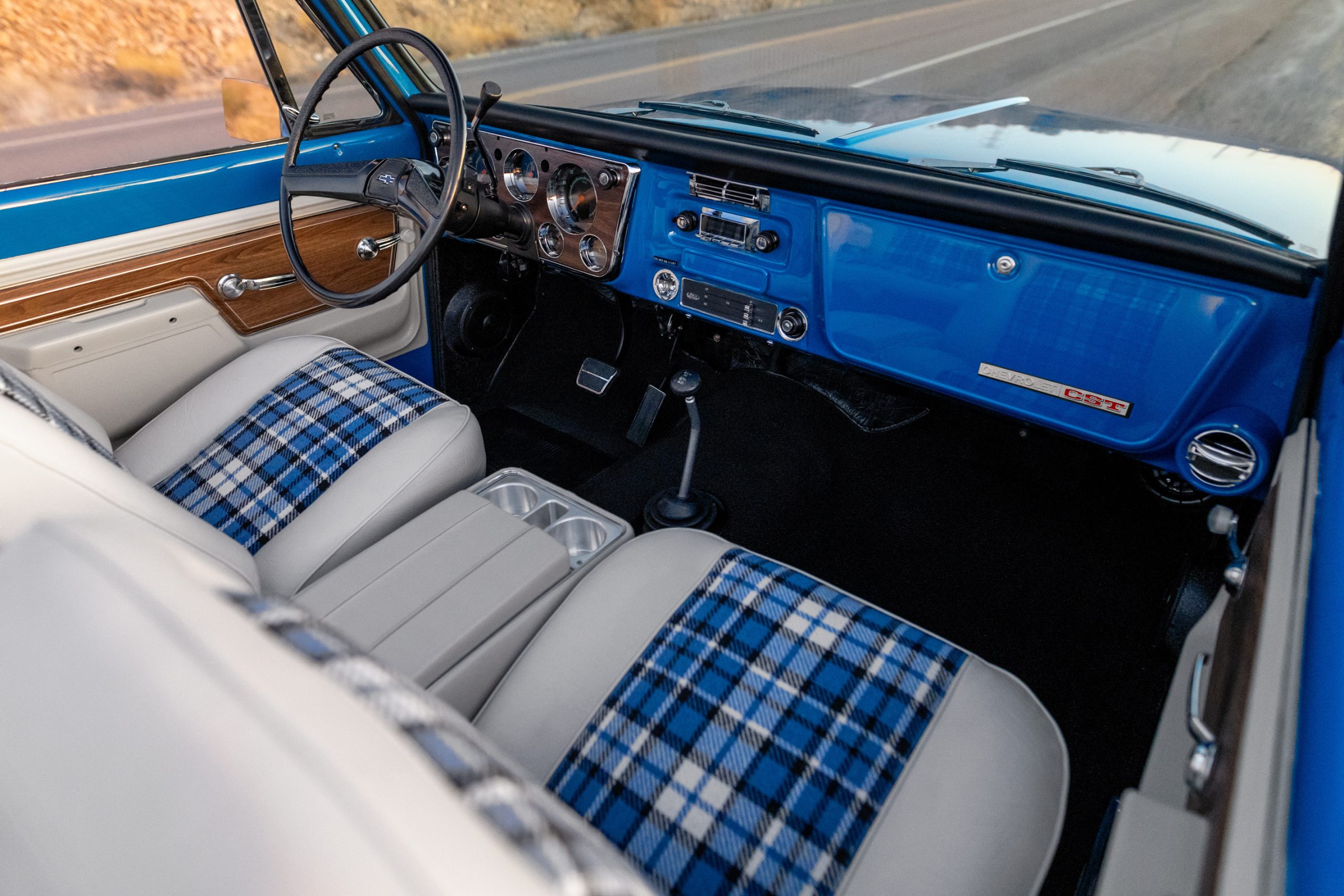 
								1973 Chevrolet K5 Blazer full									