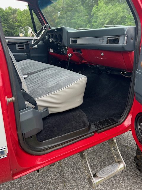 
								1986 Chevrolet LS swapped k10 4×4 full									