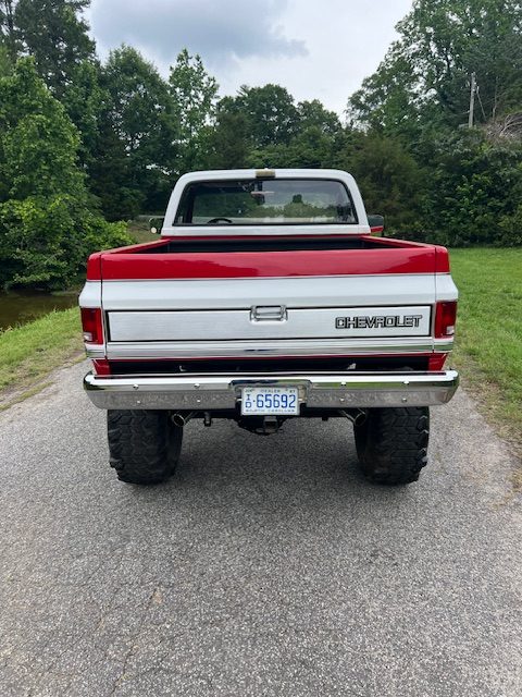
								1986 Chevrolet LS swapped k10 4×4 full									