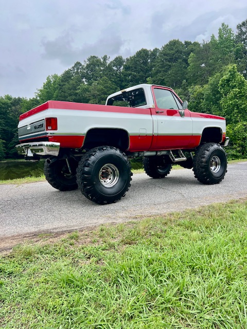 
								1986 Chevrolet LS swapped k10 4×4 full									