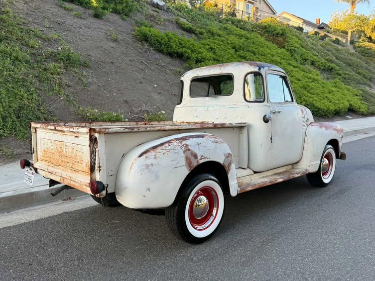
								1954 Chevy 1/2 ton pick up truck 3100 full									