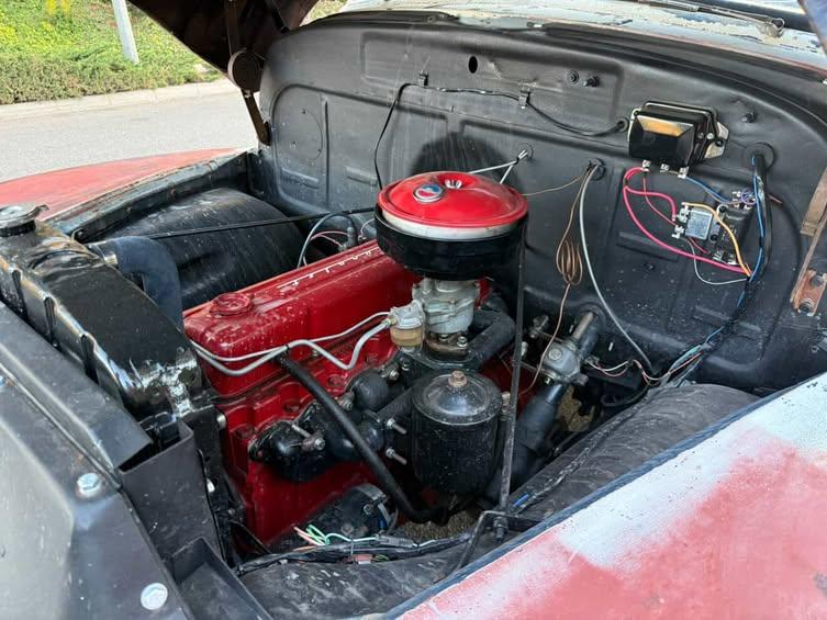 
								1954 Chevy 1/2 ton pick up truck 3100 full									