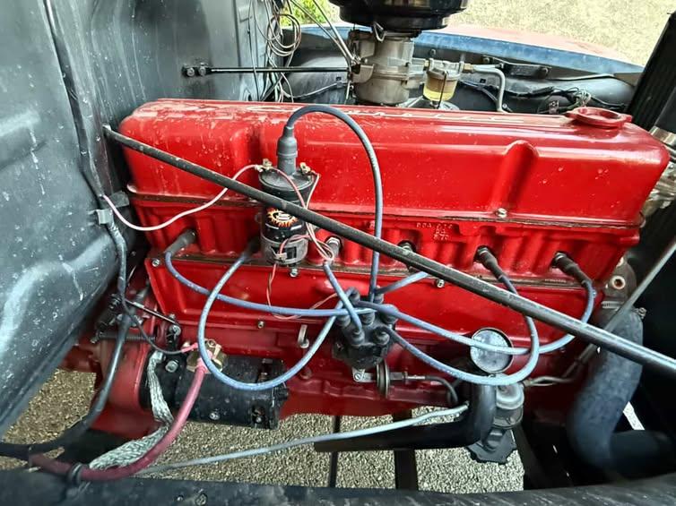 
								1954 Chevy 1/2 ton pick up truck 3100 full									