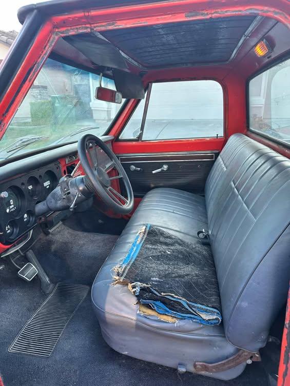 
								1970 Chevy C10 full									