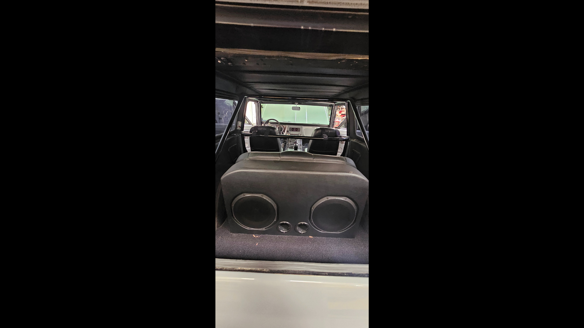 
								Restored 1972 blazer k5 full									