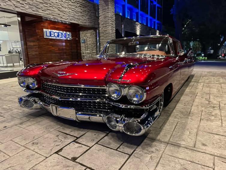 
								1959 Cadillac show winner full									