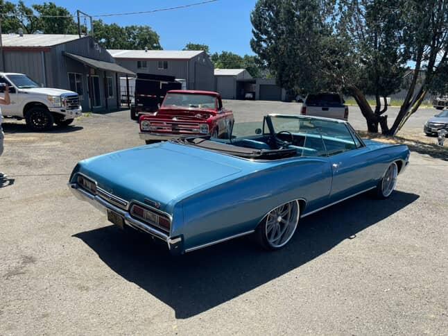 
								67 impala SS convertible full									
