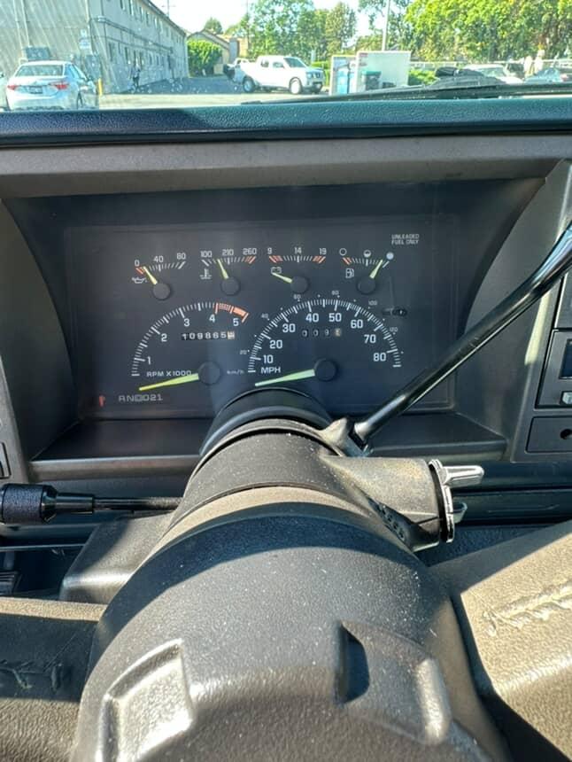 
								1994 Chevrolet Silverado full									