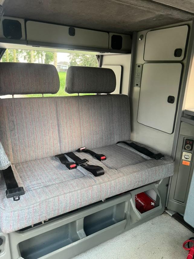 
								1991 Volkswagen T4 Carthago full									